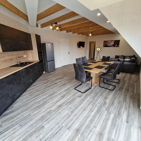 Dm & - Rasenweg 公寓